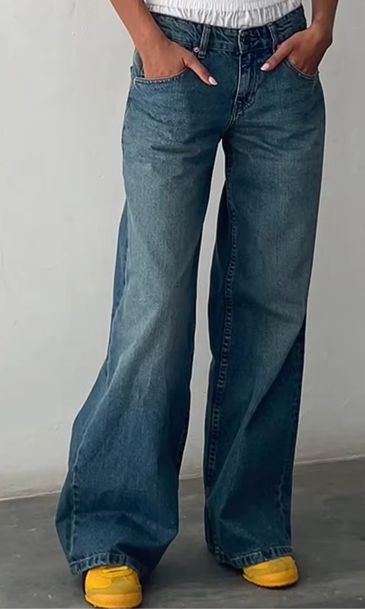 BRITNEY Jeans: Low Waist Denim